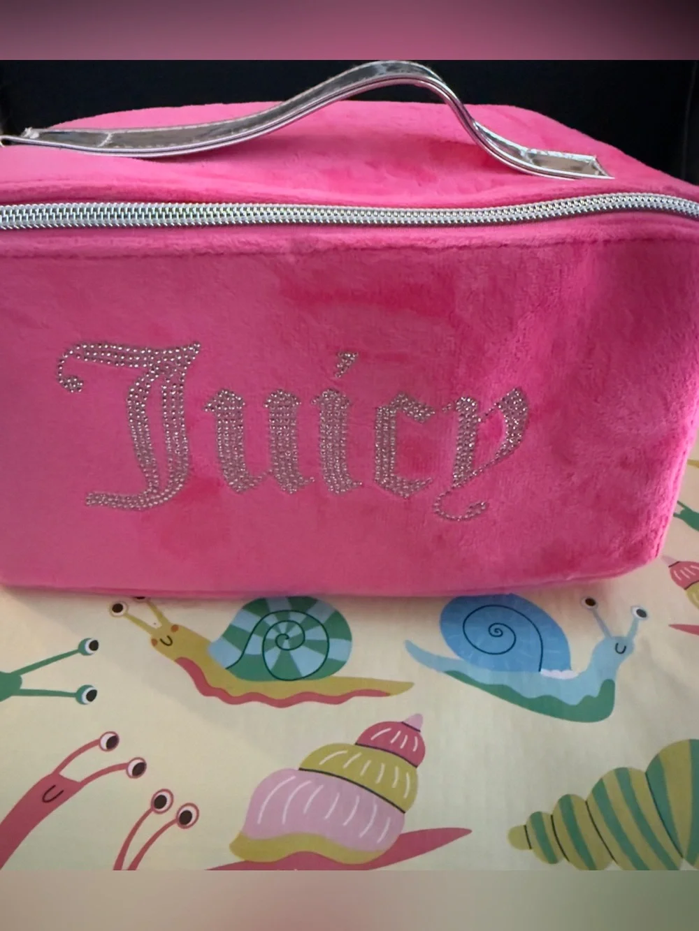 Juicy Couture Hot Pink Velour Cosmetic Bag Makeup Case NWT